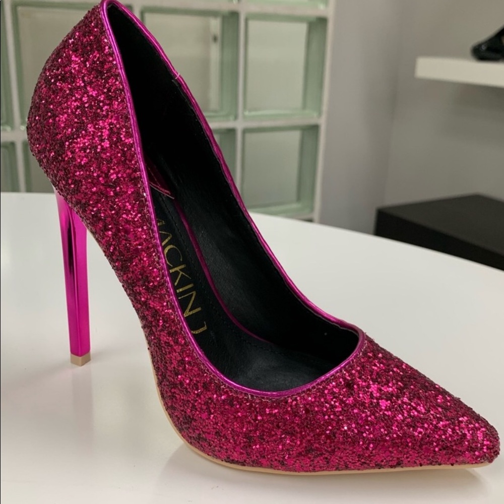Ladies Fuchsia Glitter Pump